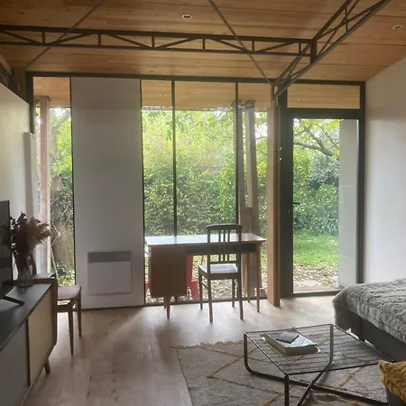 Un Jardin En * Toulouse