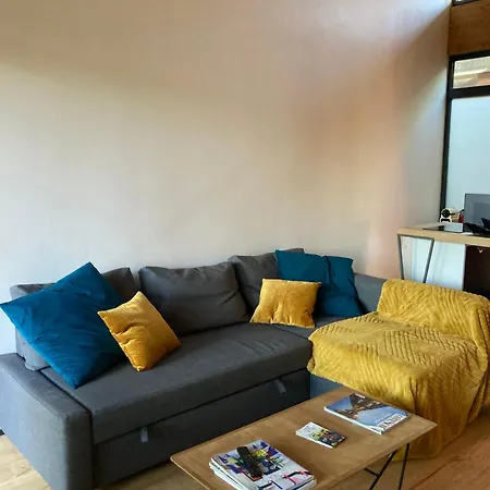 Un Jardin En Apartment