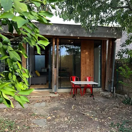 شقة Un Jardin En *